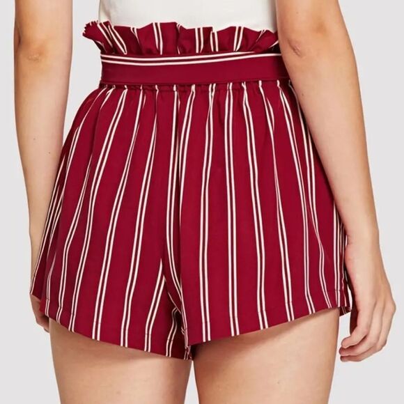 Ladies red Striped Tie Front Shorts sz XL - Picture 2 of 6